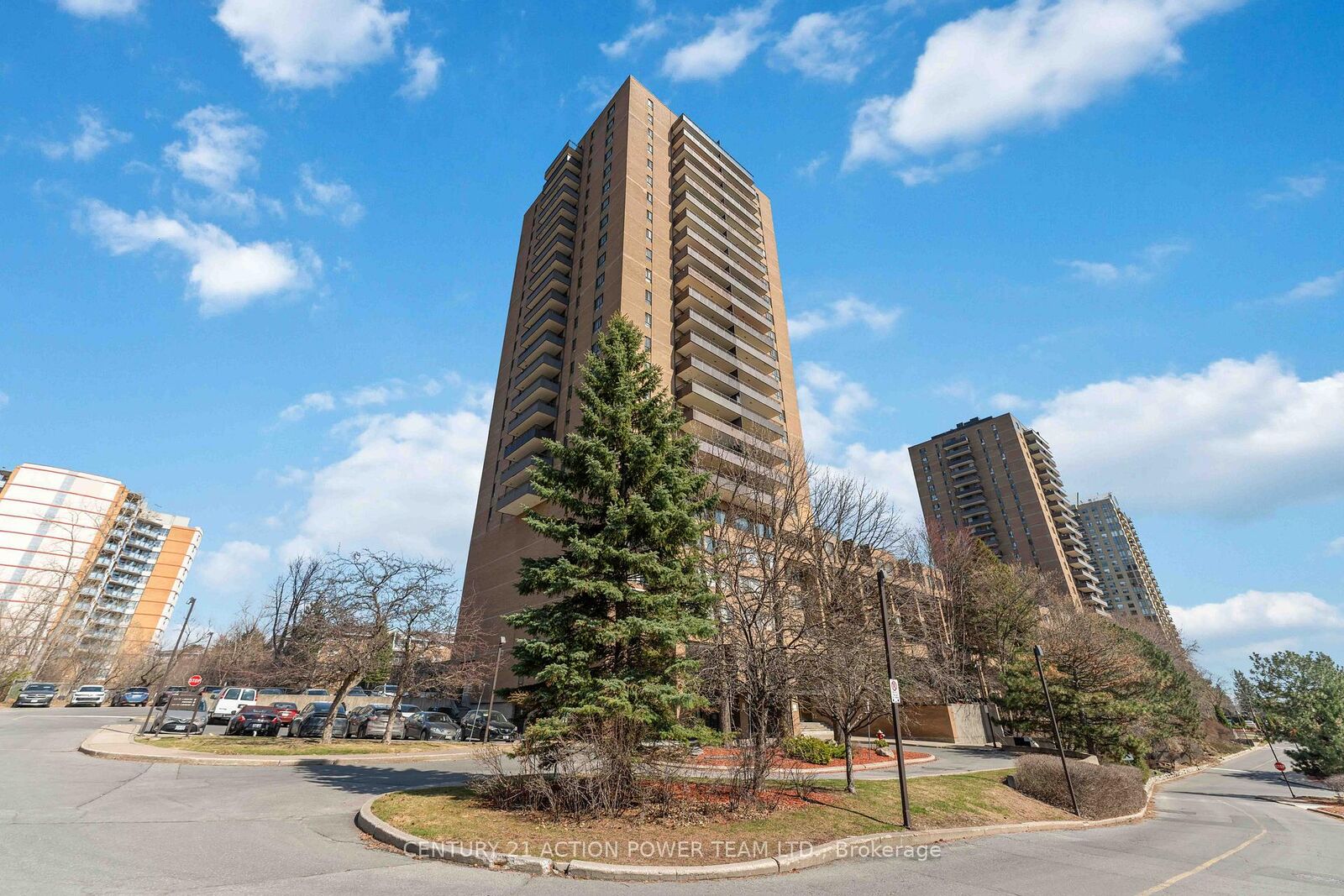 Property Photo:  505 St Laurent Boulevard 903  ON K1K 3X4 
