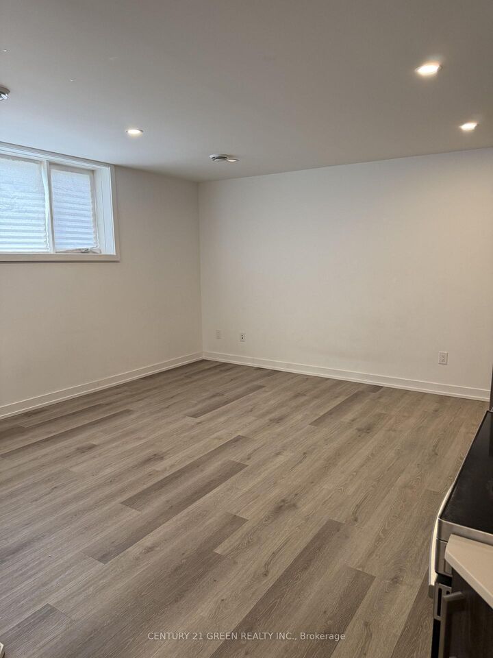 Property Photo:  4263 Fourth Avenue 214  ON L2E 0C2 