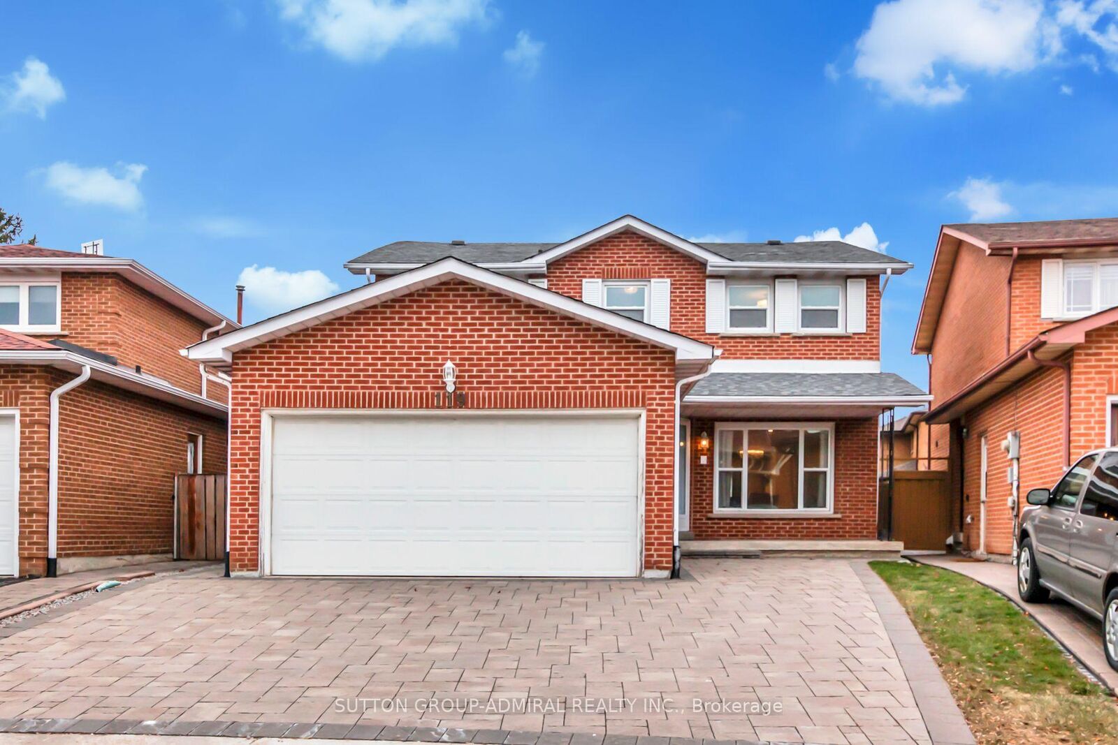 Property Photo:  119 McCabe Crescent Main &Amp 2nd  ON L4J 2S6 