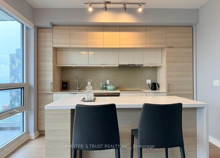 Property Photo:  88 Scott Street 4106  ON M5E 0A9 