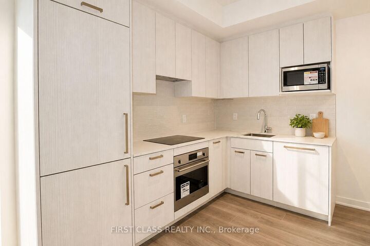Property Photo:  69 Curlew Drive 131  ON M3A 2P8 