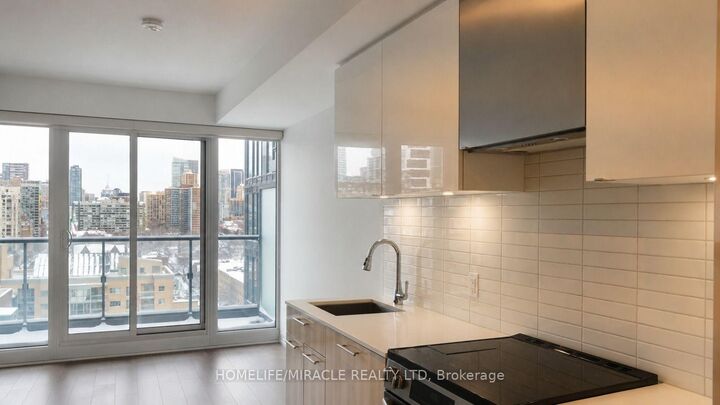 Property Photo:  251 Jarvis Street 1204  ON M5B 0C3 
