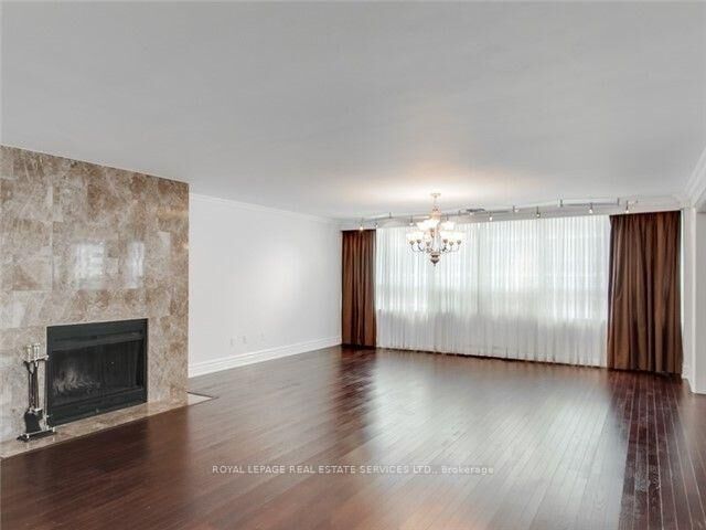 Property Photo: 71 Charles Street E Ph1605 ON M4Y 2T3