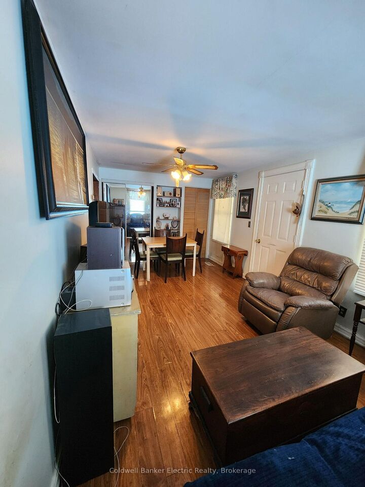 Property Photo:  24 Victoria Street E  ON K0L 2W0 