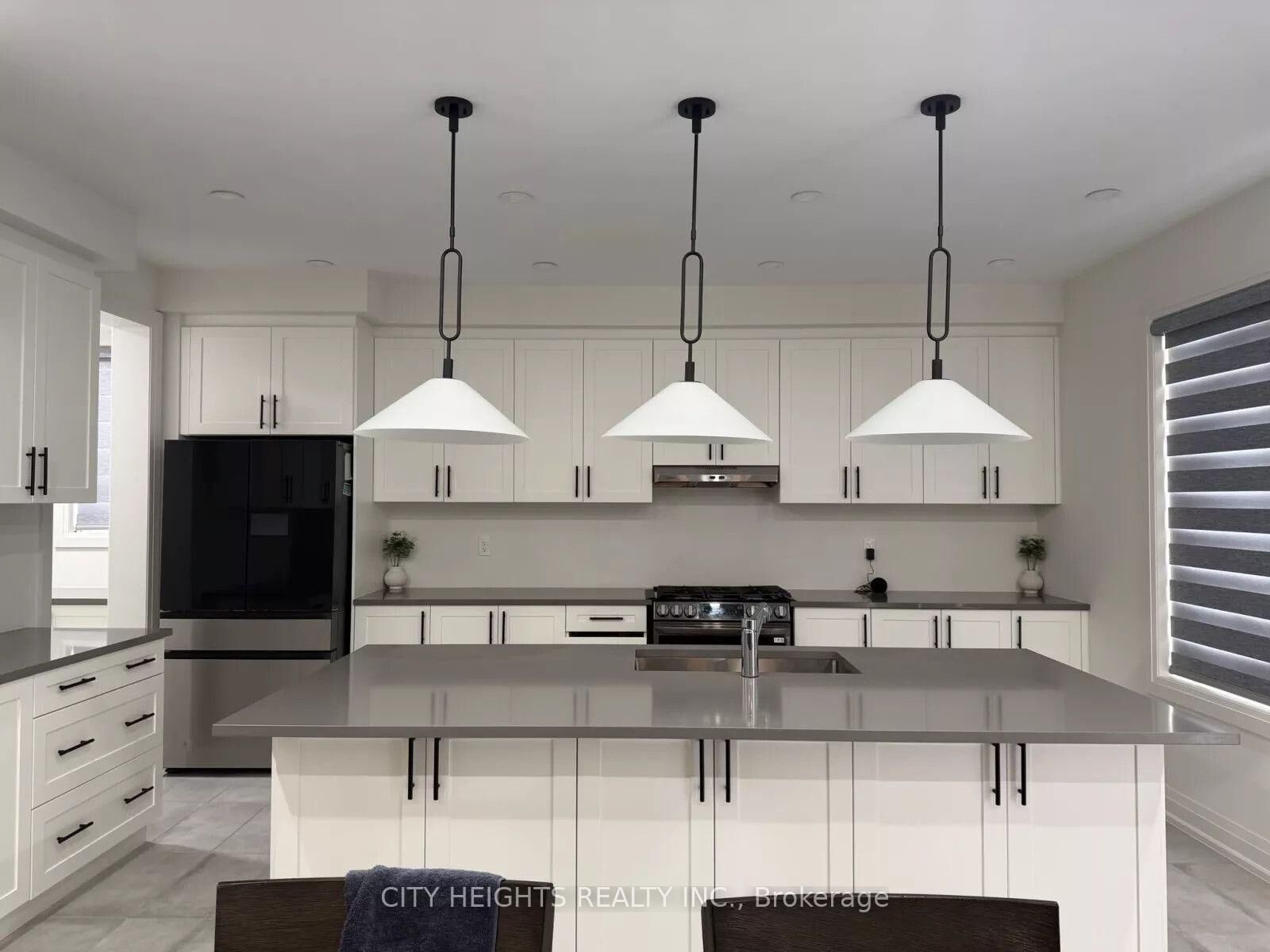 Property Photo:  54 Marigold Boulevard 1  ON L0G 1W0 