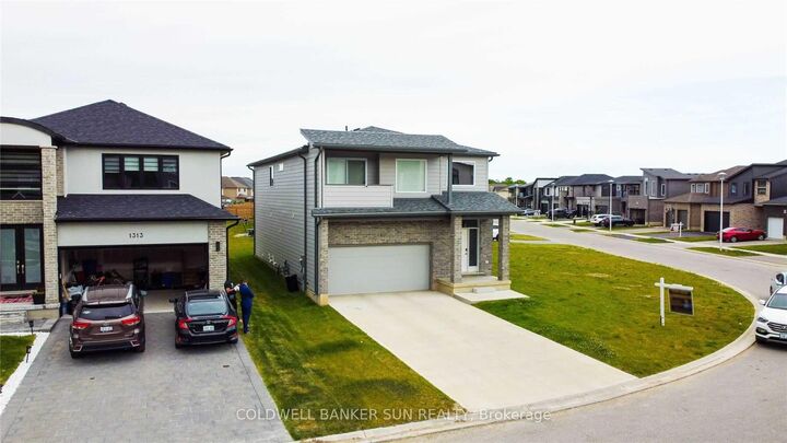 Property Photo:  1301 Sandbar Street  ON N6G 0Y3 