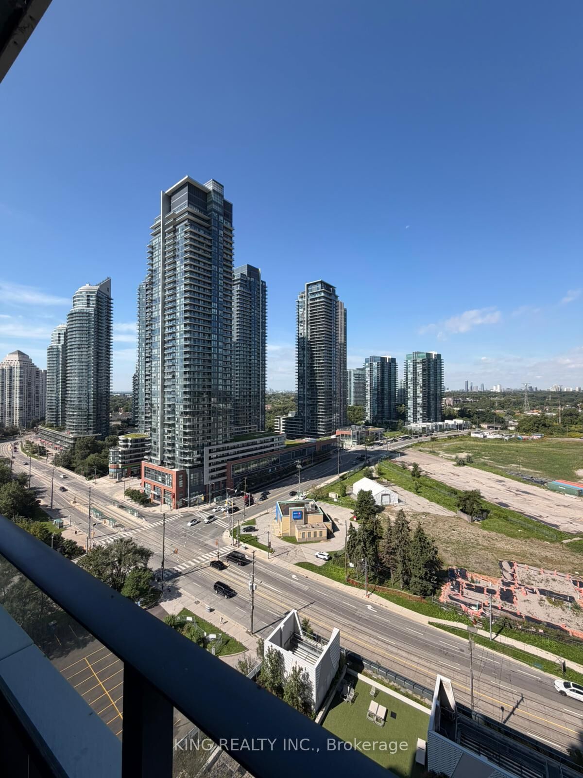 Property Photo:  30 Shorebreeze Drive E 1412  ON M8V 0J1 