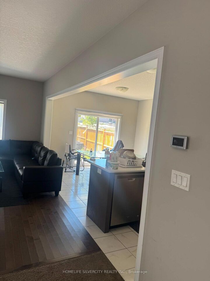 Property Photo: 505 Florencedale Crescent ON N2R 0N3