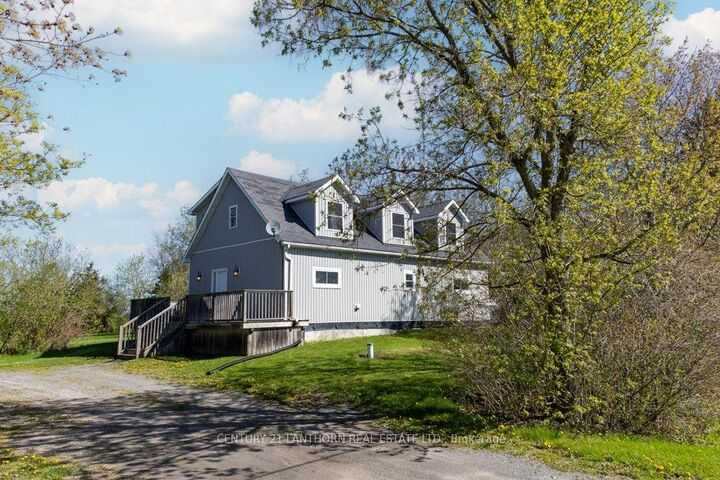 Property Photo: 986 Black Road ON K0K 1W0