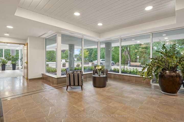 Property Photo:  1 Watergarden Way 5  ON M2K 2Z7 