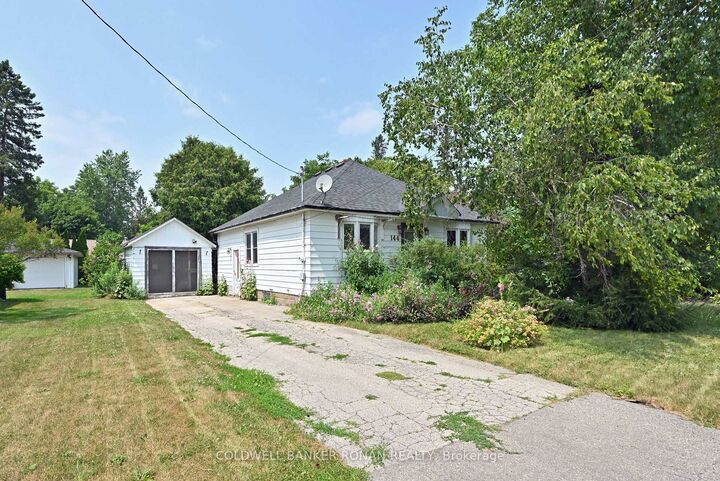 Property Photo:  144 Church Street  ON L0G 1T0 