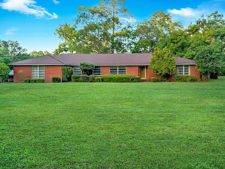 Property Photo:  801 Gordon  GA 31620 