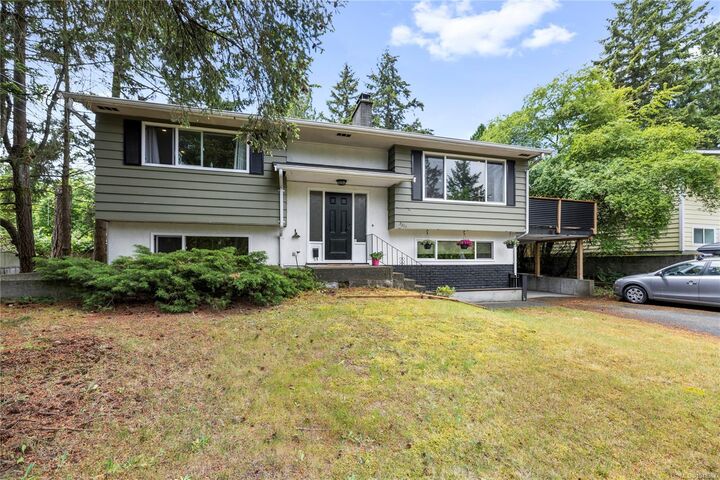 Property Photo:  3211 Uplands Dr  BC V9T 2T2 