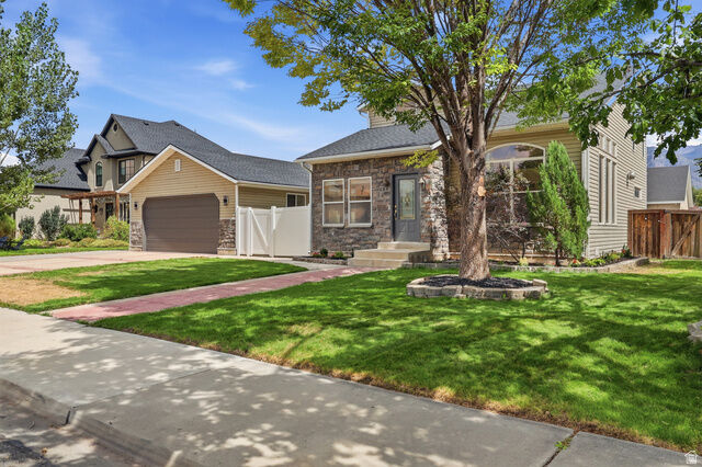 Property Photo: 636 N 2770 W UT 84601