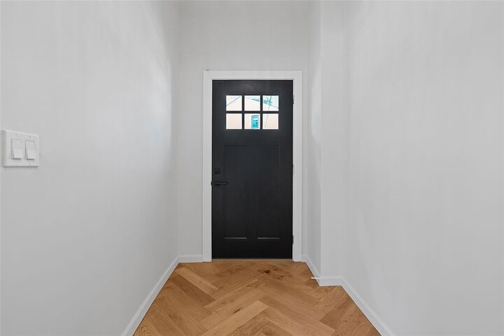 Property Photo:  295 38th St  PA 15201 