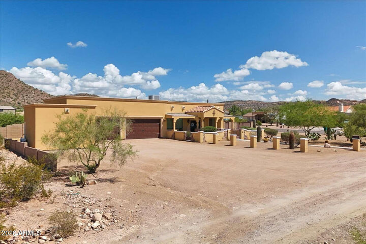 Property Photo:  370 E Canyon Street  AZ 85119 