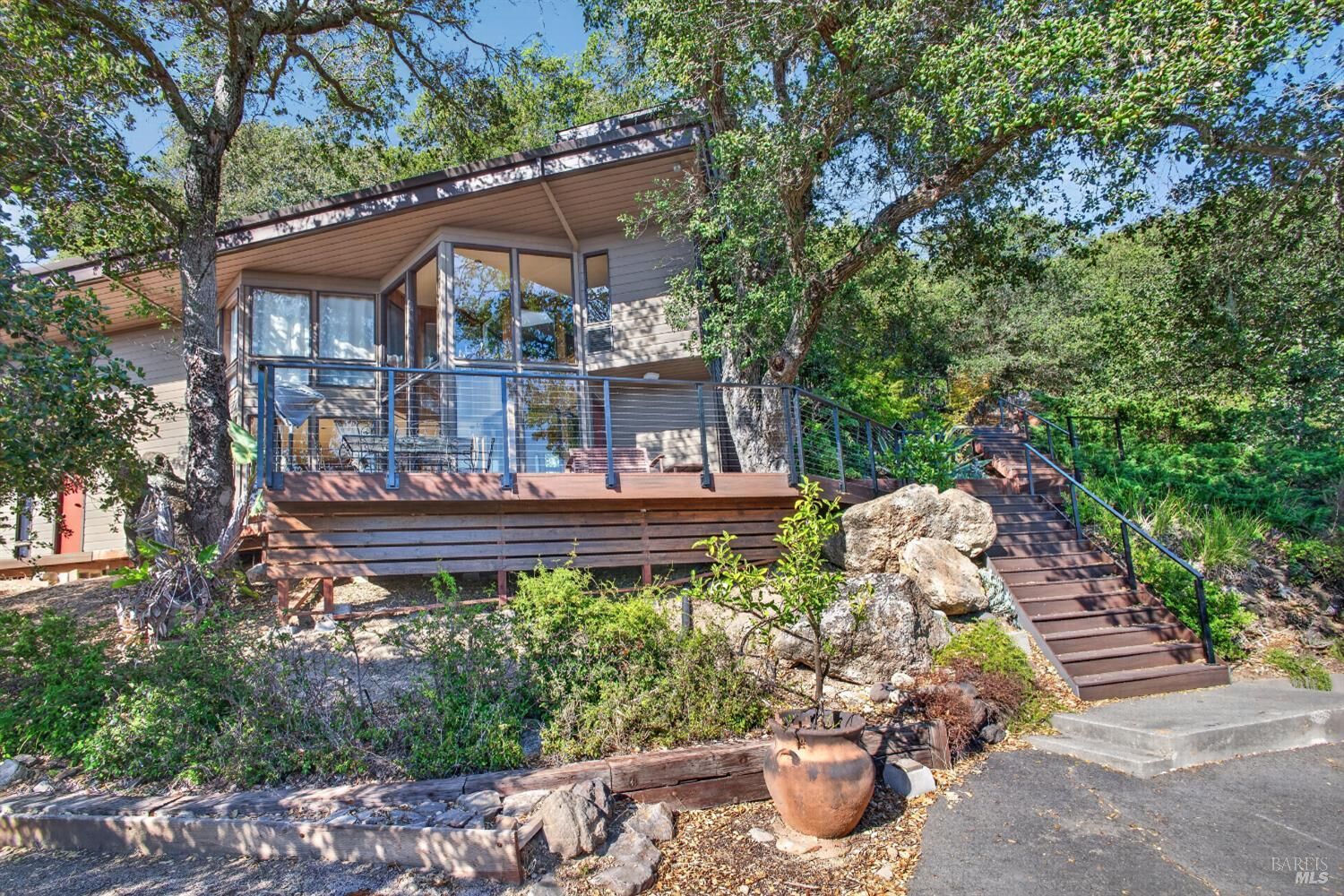 Property Photo:  556 Montecito Boulevard  CA 94559 