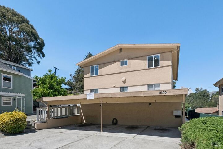 Property Photo:  1520 San Pablo Avenue  CA 94564 