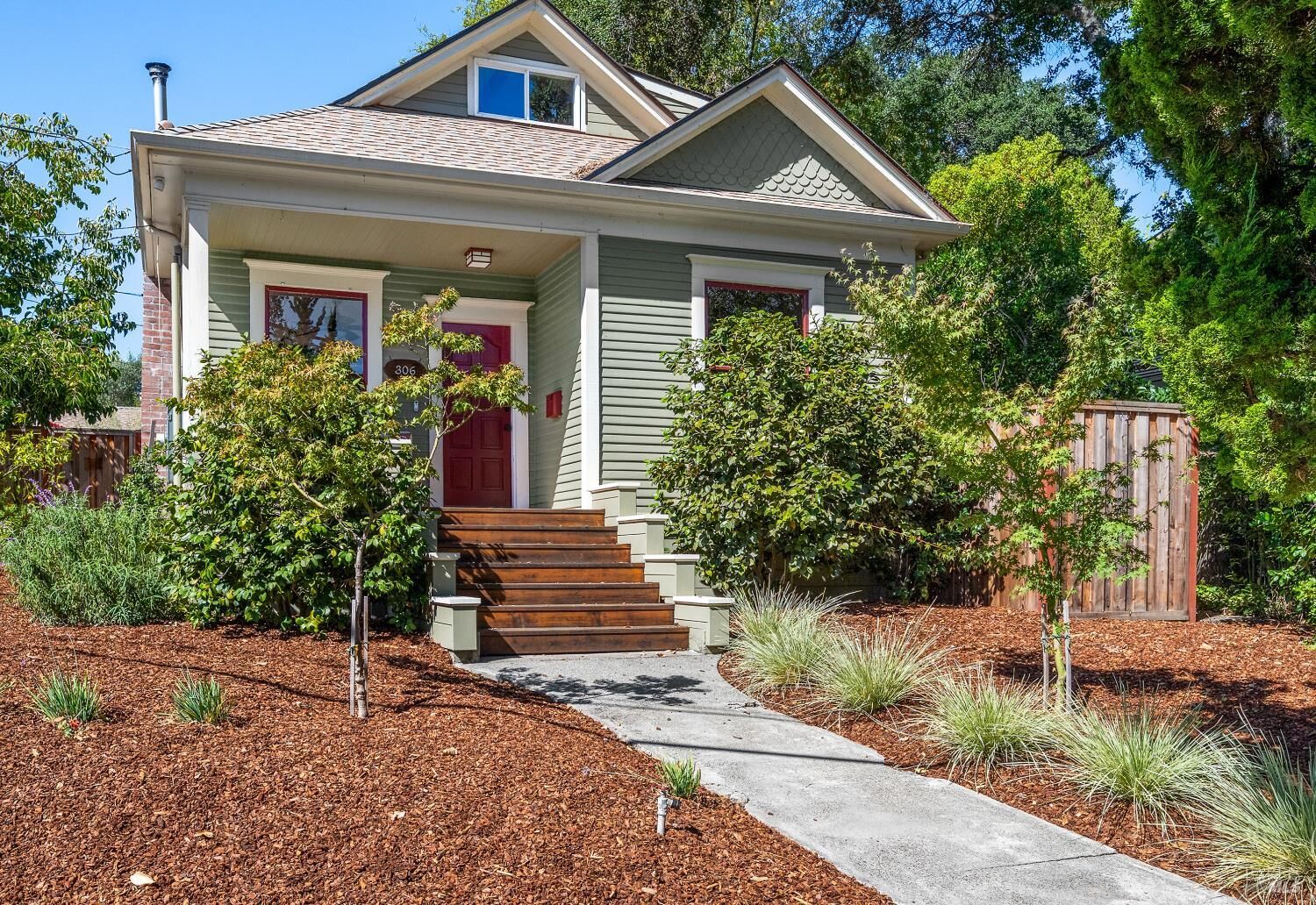 Property Photo: 306 Pitt Avenue CA 95472