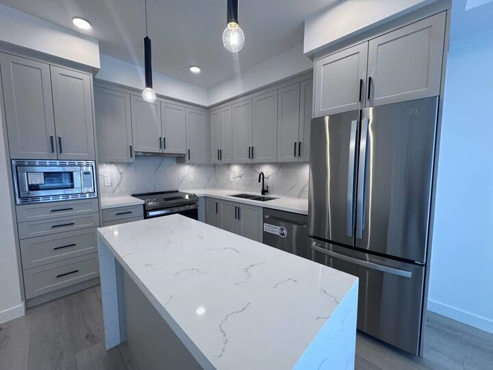 Property Photo:  12143 223 St 221  BC V2X 4R1 