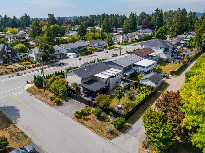 Property Photo:  1121 Prairie Avenue  BC V3B 1S7 