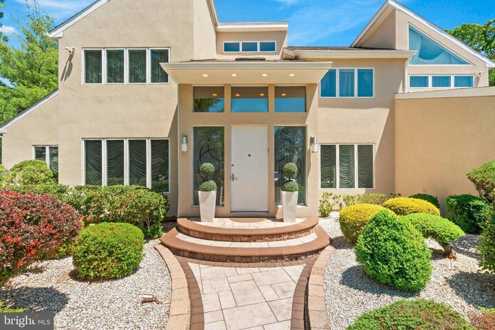 Property Photo:  204 Gleniffer Hill Road  PA 18954 