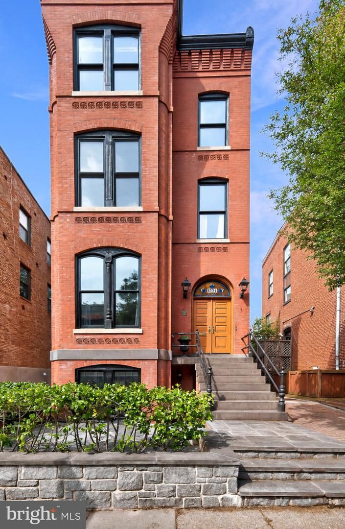 Property Photo:  1534 15th Street NW  DC 20005 