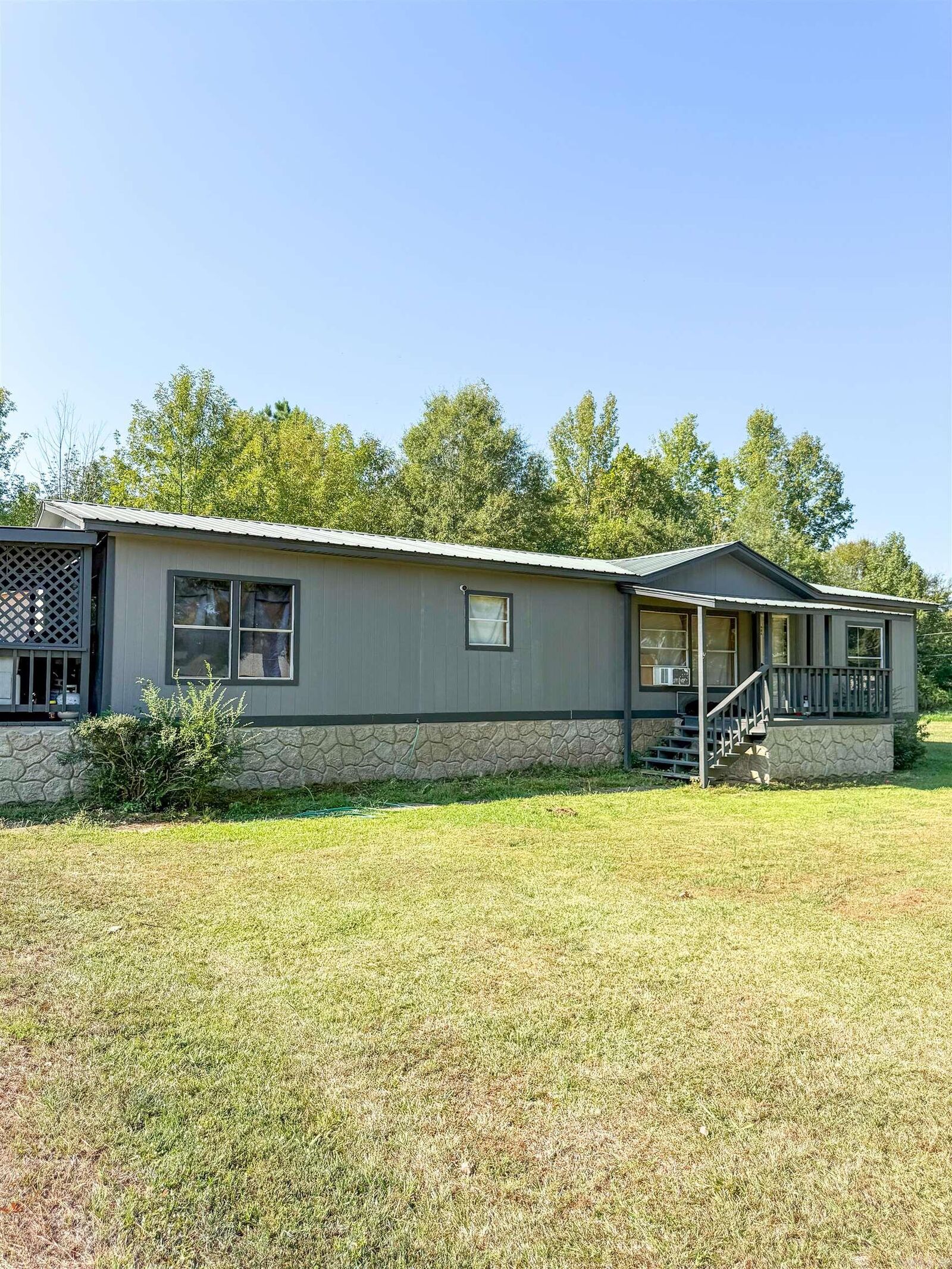 Property Photo:  203 Ouachita 406 Road  AR 71701 