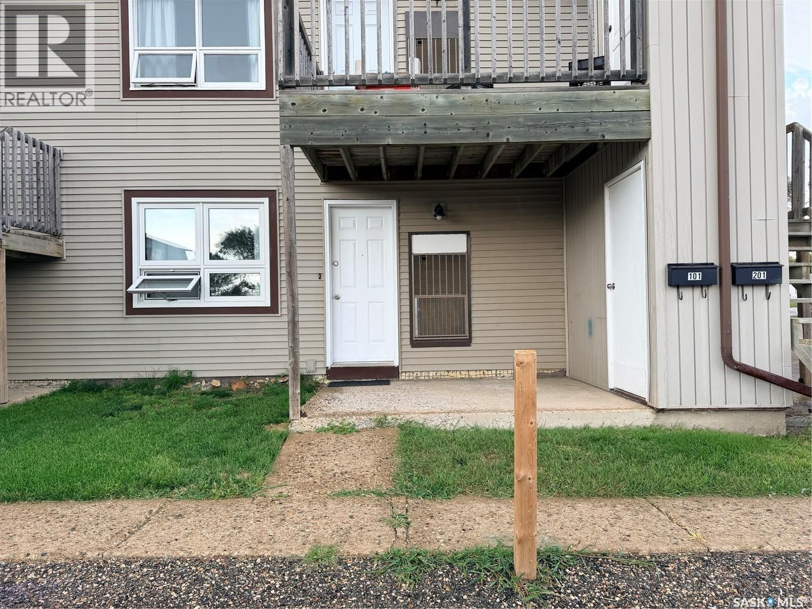 Property Photo:  101 525 Dufferin Avenue  SK S4A 2J1 
