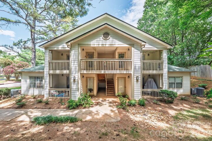 Property Photo:  1051 Churchill Downs Court E  NC 28211 