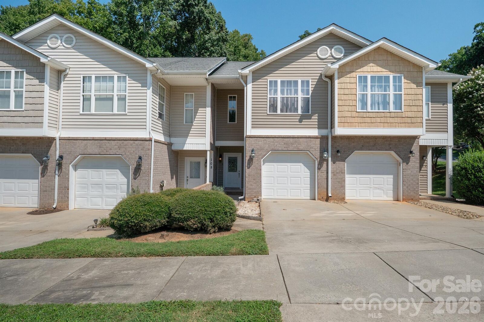 Property Photo:  106 Sherman Oaks Lane  NC 28115 