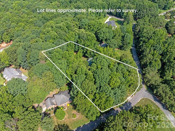 Property Photo:  4418 Horseshoe Bend  NC 28104 