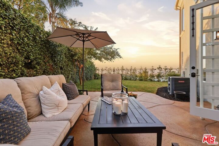 Property Photo: 6829 Altamor Dr CA 90045