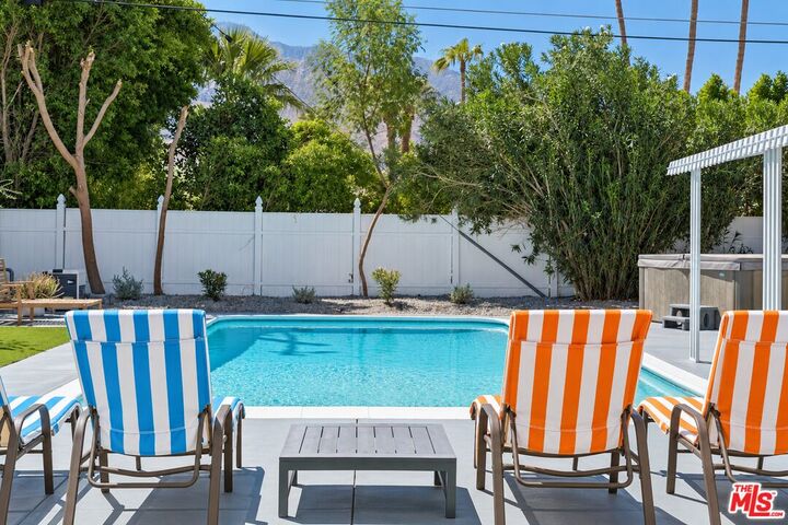 Property Photo: 547 N Farrell Dr CA 92262