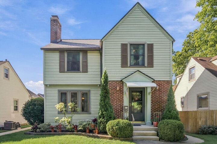 Property Photo:  1345 Murrell Avenue  OH 43212 