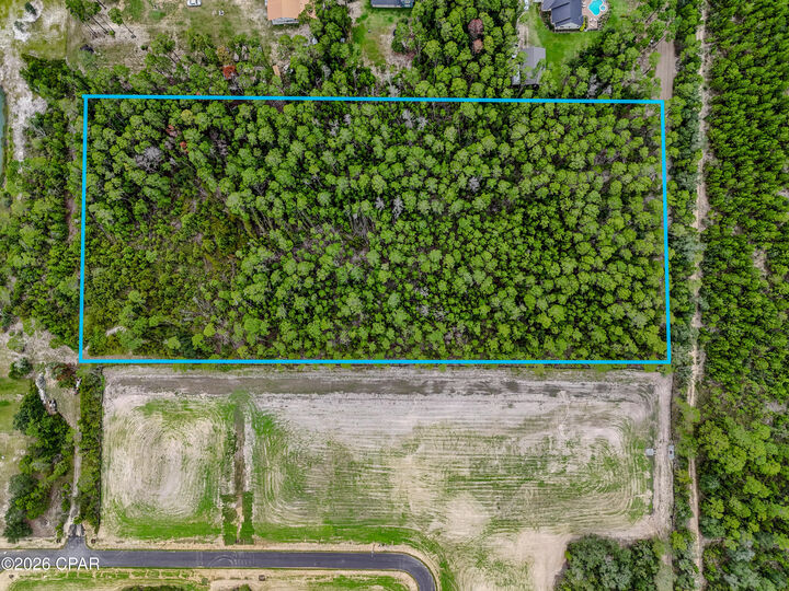 Property Photo: 2075 Crooked Lane FL 32409