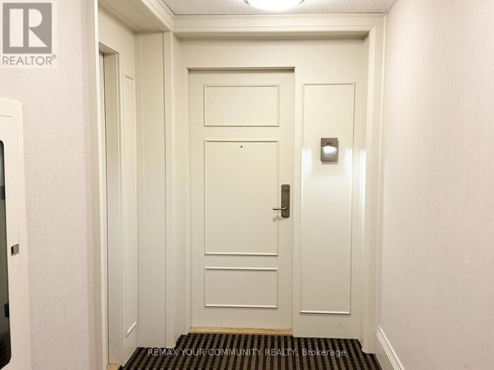 Property Photo:  330 Red Maple Road 311  ON L4C 0T6 