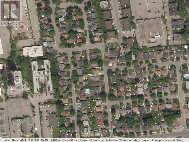 Property Photo: 944 Eve Street ON K1K 3R4