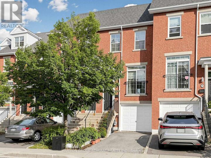Property Photo:  1723 Finch Avenue West 5  ON M3N 3A5 