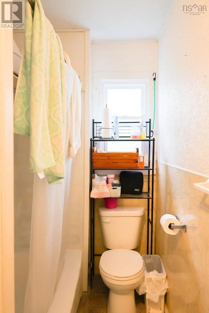 Property Photo:  3 Hillside Drive  NS B0T 1K0 