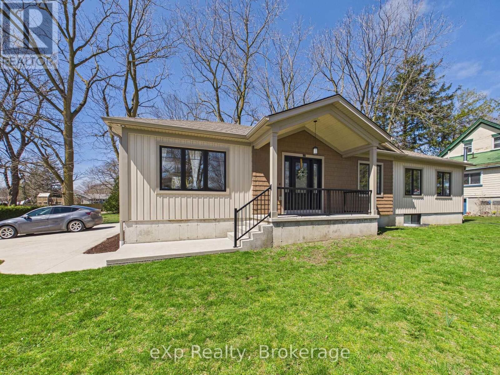 Property Photo:  966 Charles Street A Upper  ON N2Z 2C3 