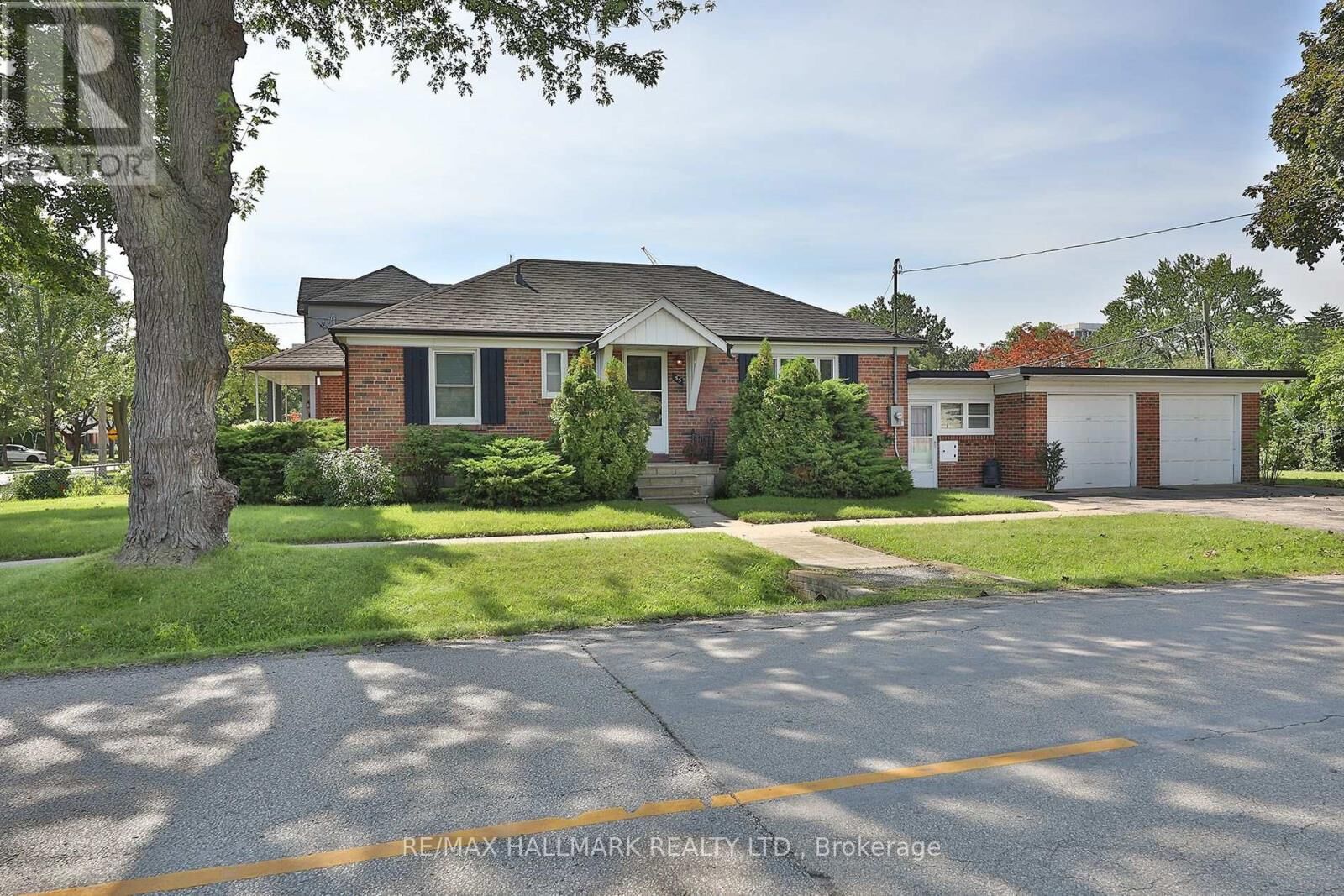 Property Photo:  55 Athol Avenue  ON M8Z 2A6 