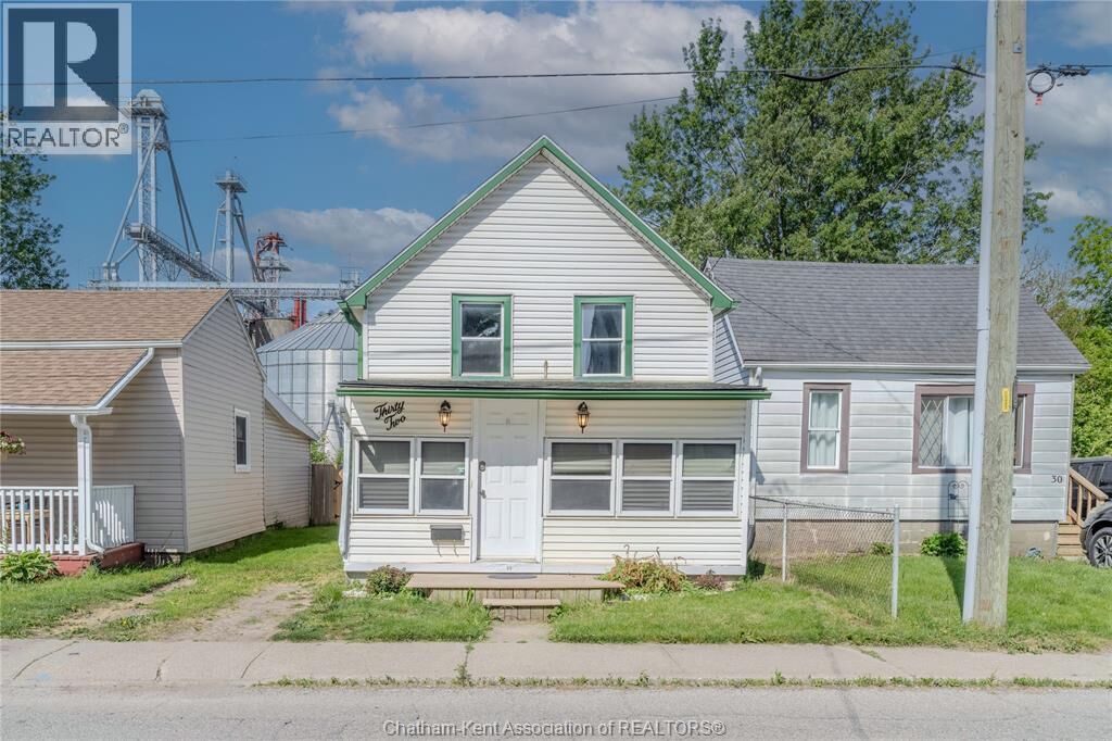 Property Photo: 32 Degge Street ON N7M 4X2