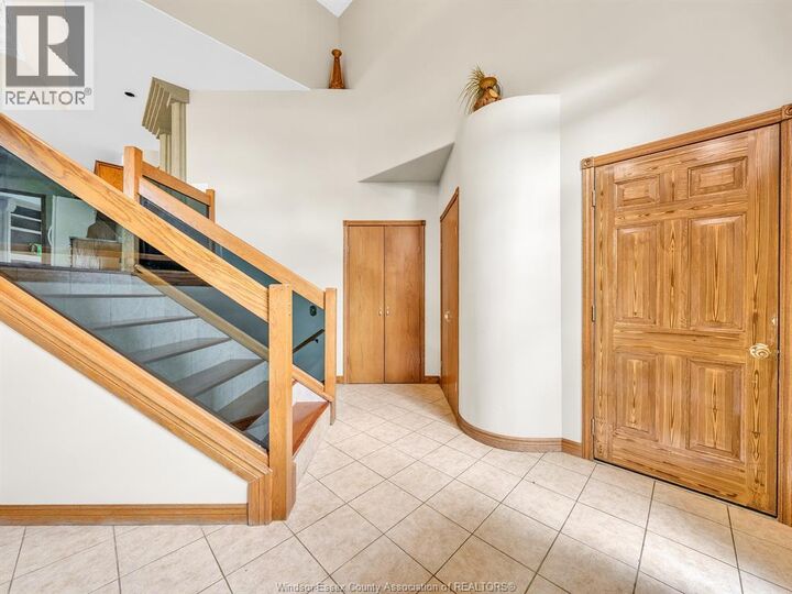 Property Photo: 43 Sandy Lake Drive ON N8H 5K4