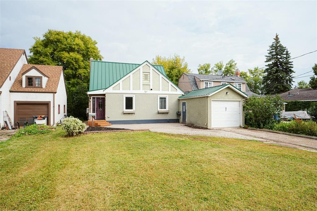 Property Photo: 97 Kingston Row MB R2M 0S7