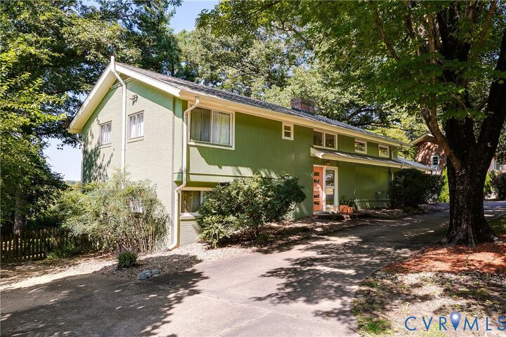 Property Photo:  608 Scarlet Oak Road  VA 23235 