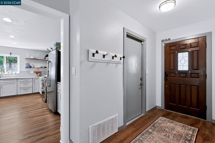 Property Photo: 1628 Kingsly Drive CA 94565