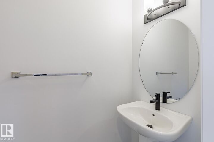 Property Photo: 89 Silverstone Drive AB T7Z 0E8