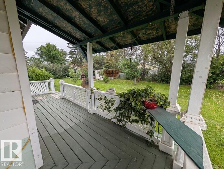 Property Photo: 5220 50 Street AB T0B 4A0