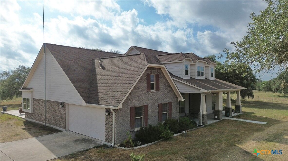 Property Photo:  1684 Zengerle Rd  TX 77954 